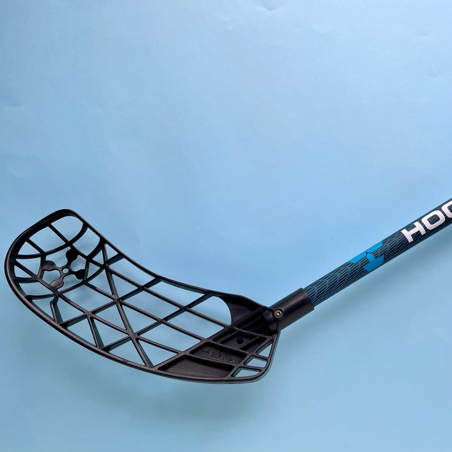 Hockeyball kinetic-shaft blue stick topdown view
