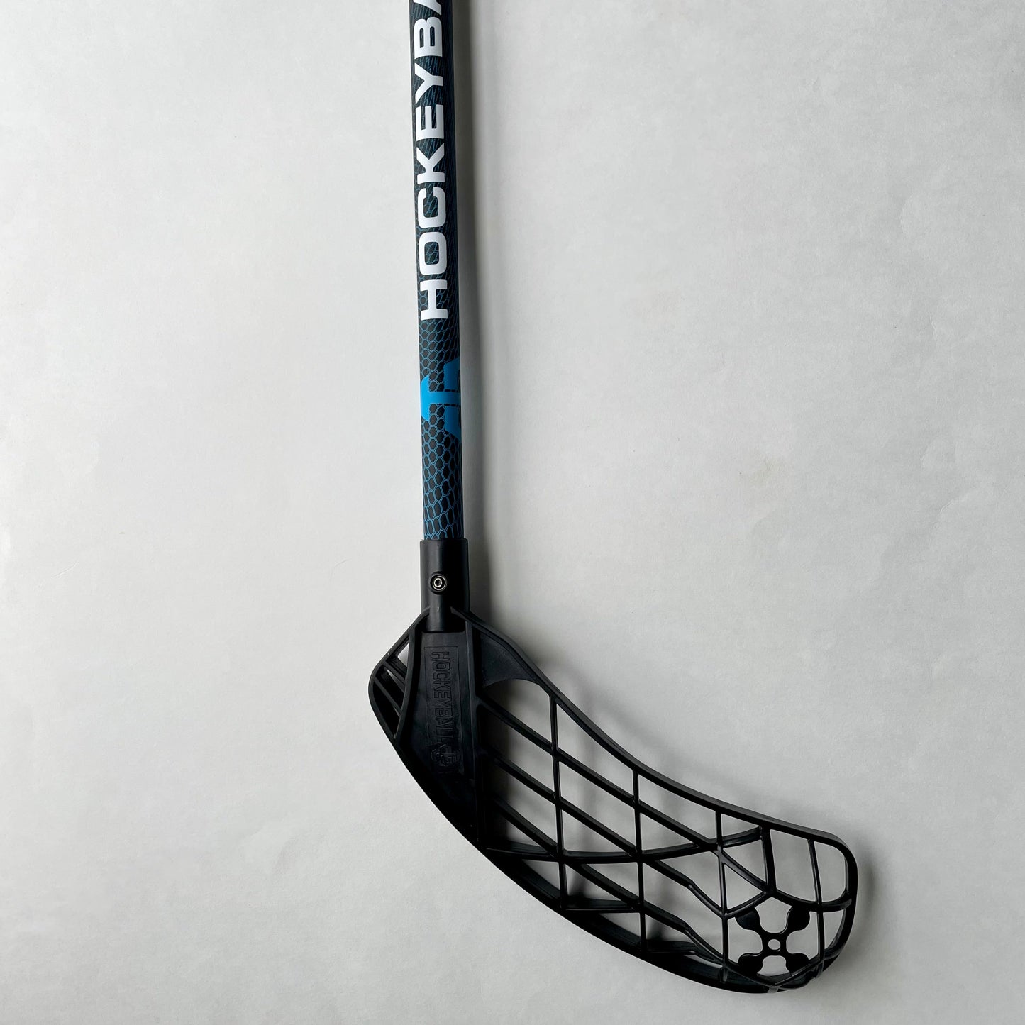 Hockeyball kinetic-shaft stick topdown view